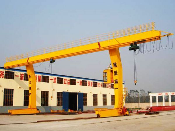 起重機斷電怎么辦？山東巨人重工機械有限公司為您分析原因及處理方法